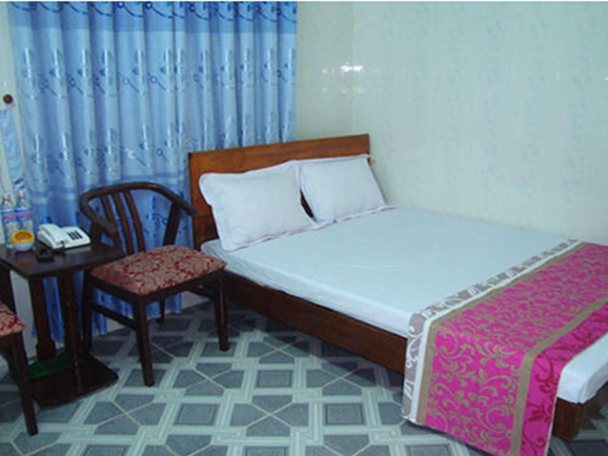 Anh Linh 1 Hotel Dong Hoi Eksteriør billede