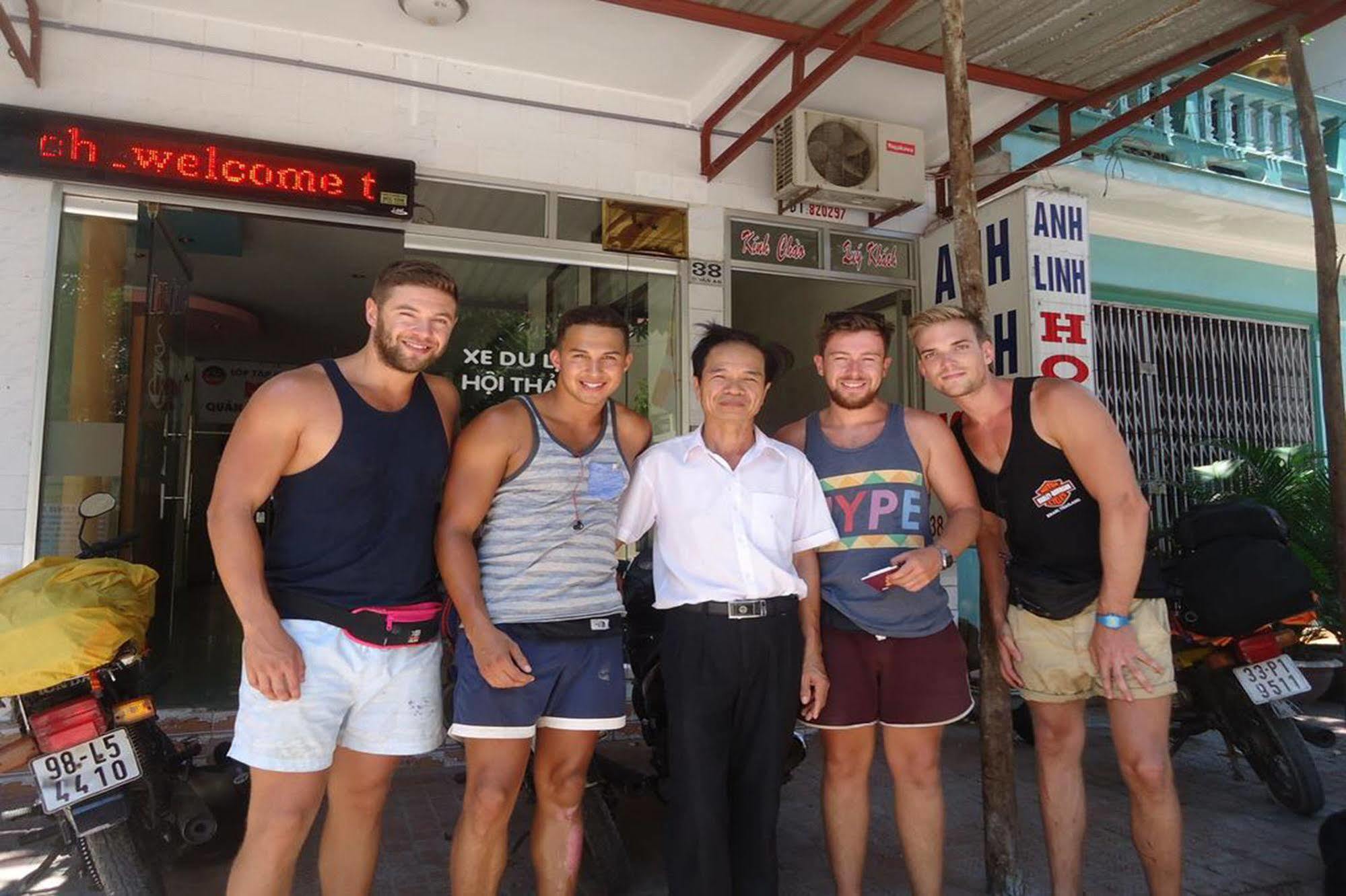 Anh Linh 1 Hotel Dong Hoi Eksteriør billede